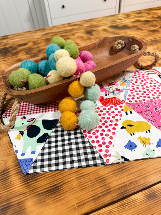 FREE! Triangle Quilt Table Runner PDF Download Sewing Pattern