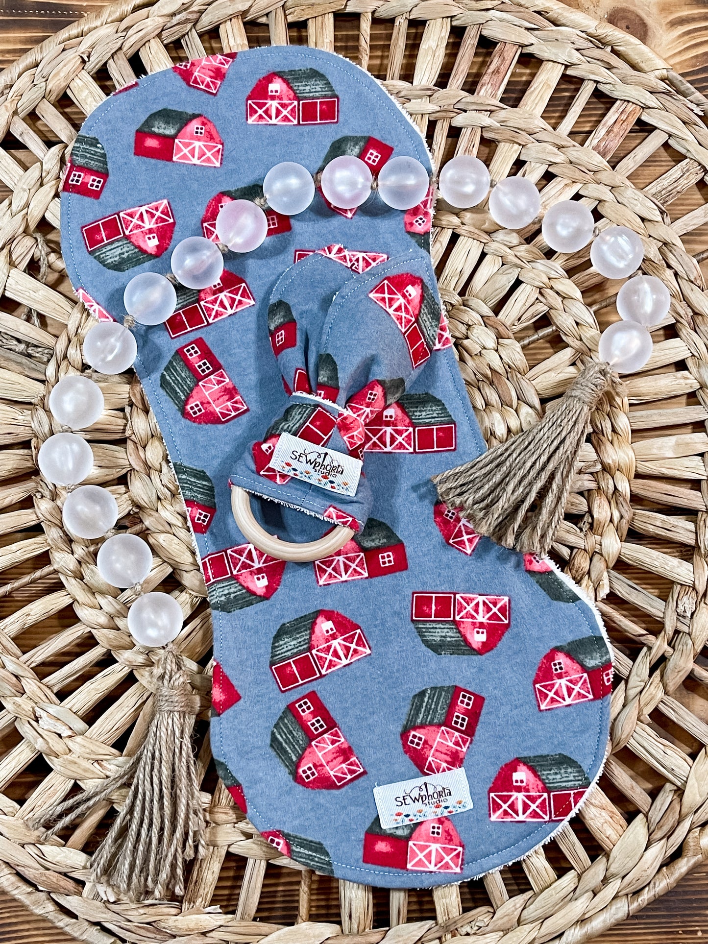 Burp Cloth Set Red Barn Print